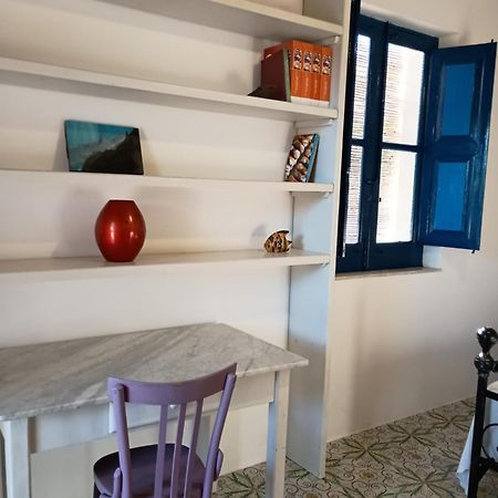 Casa Agrumeto Стромболи Экстерьер фото