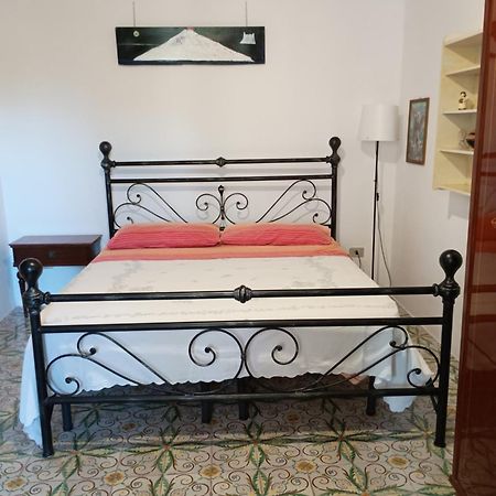 Casa Agrumeto Стромболи Экстерьер фото
